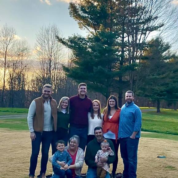 Profile Picture of Sandra Rasnick (@sandra_rasnick) on Poshmark