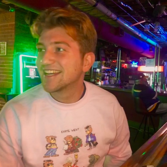 Profile Picture of Adam Hedican (@adamh54) on Poshmark