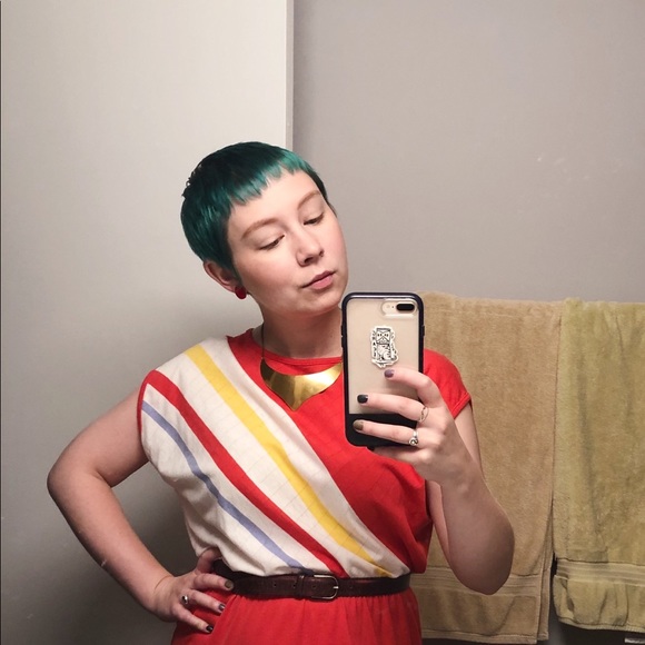 Profile Picture of Laura Cadrain (@lauracad12) on Poshmark