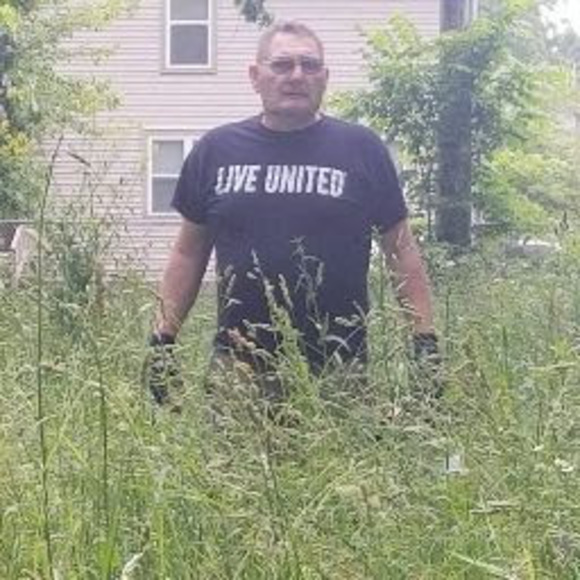 Profile Picture of David Frankenberger (@davidfrankenber) on Poshmark