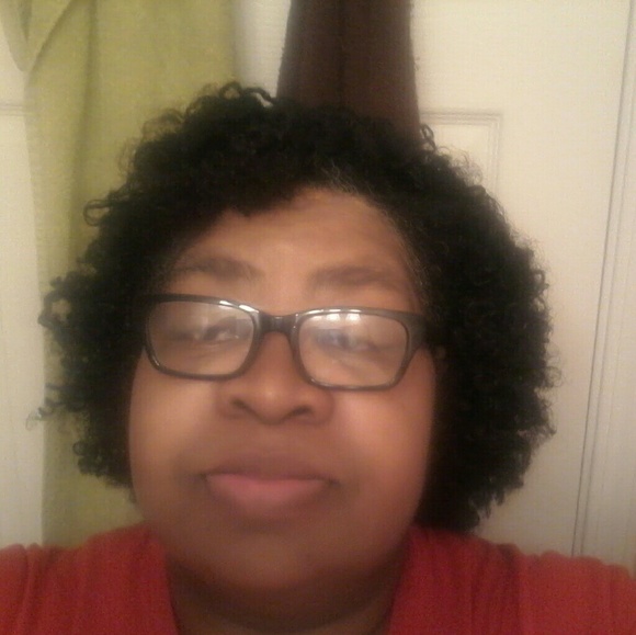 Profile Picture of Barbara Moody (@9192barbmoo) on Poshmark