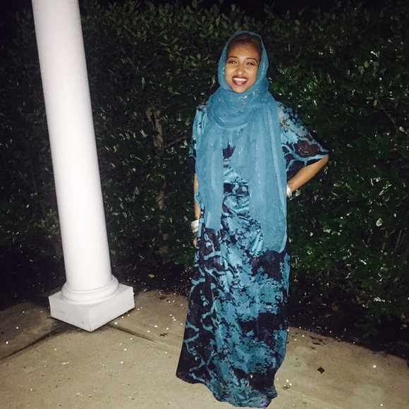 Profile Picture of Muna Yusuf (@muna1995) on Poshmark