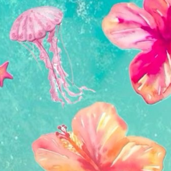 Profile Picture of Danielle Canterbury (@daniellecyn05) on Poshmark