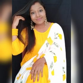 Profile Picture of kiran pandit (@kaavayapanditjs) on Pinterest