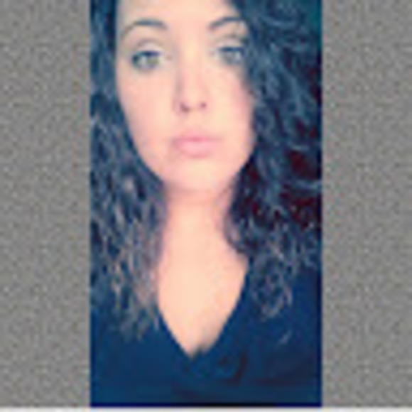 Profile Picture of Kelsey Palmer (@kelseypalmer570) on Poshmark