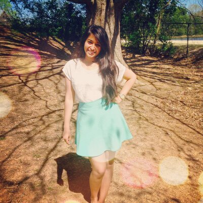 Profile Picture of Aekta Patel (@aekta702) on Twitter