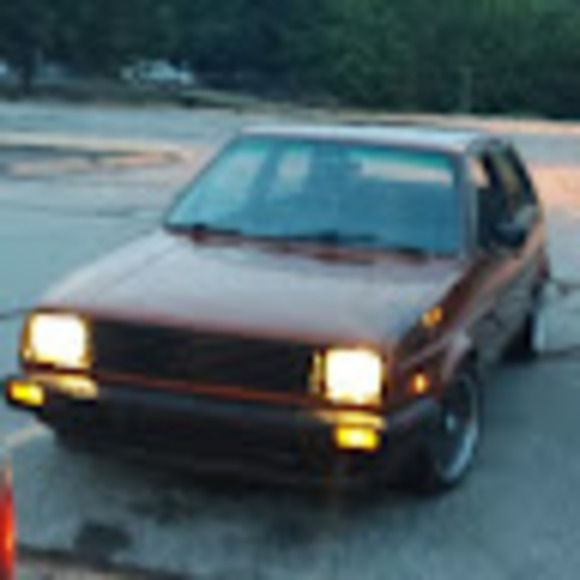 Profile Picture of Alex Fricke (@aex222) on Poshmark