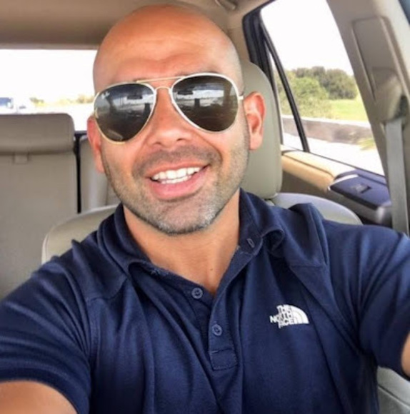 Profile Picture of Jason joel Lozano (@jasonjlozano) on Poshmark
