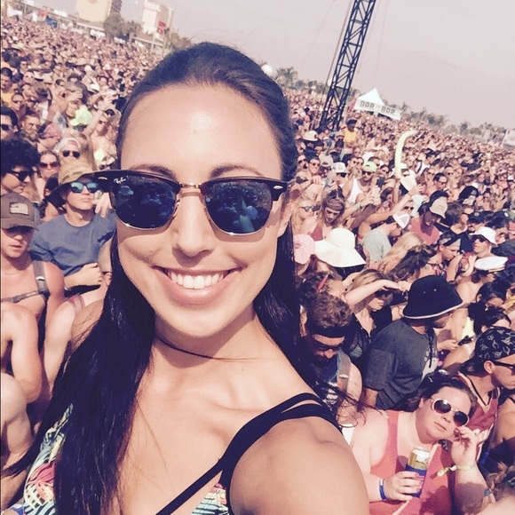 Profile Picture of Kaitlyn Blacha (@kaitblach) on Poshmark