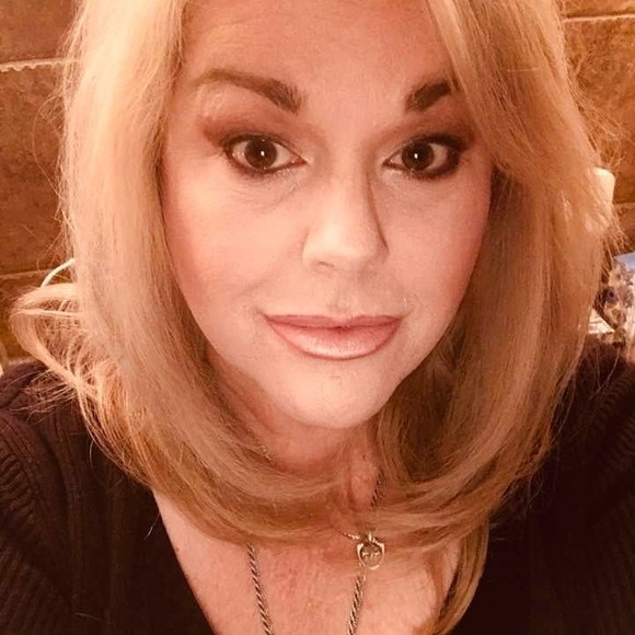 Profile Picture of Cynthia Barbian (@jcbarbian) on Poshmark