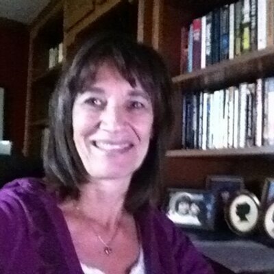 Profile Picture of Diane Maller (@1000oaks) on Twitter