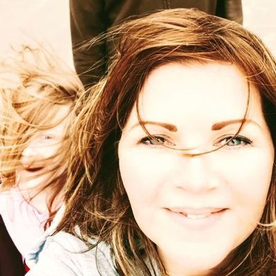 Profile Picture of Vicky Dutton (@VickyDutton1) on Twitter