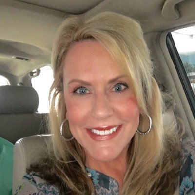 Profile Picture of Julie Lackey (@phillips3Julie) on Twitter