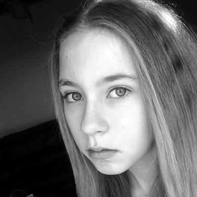 Profile Photo of Emily Deck (@EmilyDeck97) on Twitter