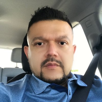 Profile Picture of Manuel Román (@romanm21) on Twitter