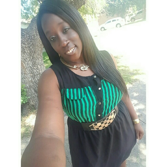 Profile Picture of Makema Epting (@kema80) on Poshmark