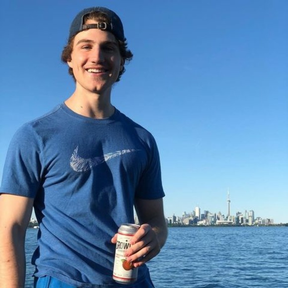 Profile Picture of Chris Damiani (@teux) on Poshmark