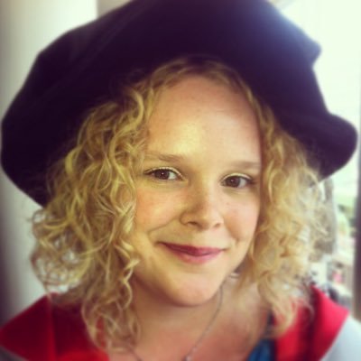 Profile Picture of Caroline Copeland (@pharmacaroline) on Twitter