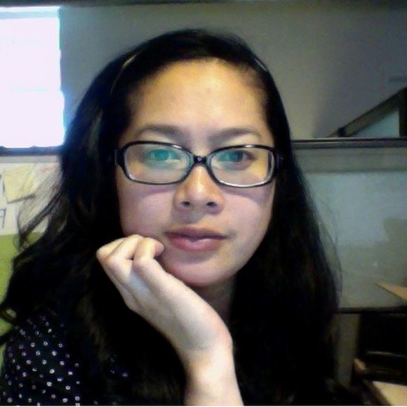 Profile Picture of Ningning Pariona (@npariona) on Poshmark