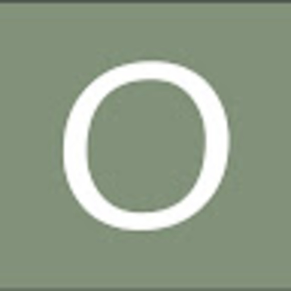 Profile Picture of Olivia Spirollari (@oliviaspiro) on Poshmark