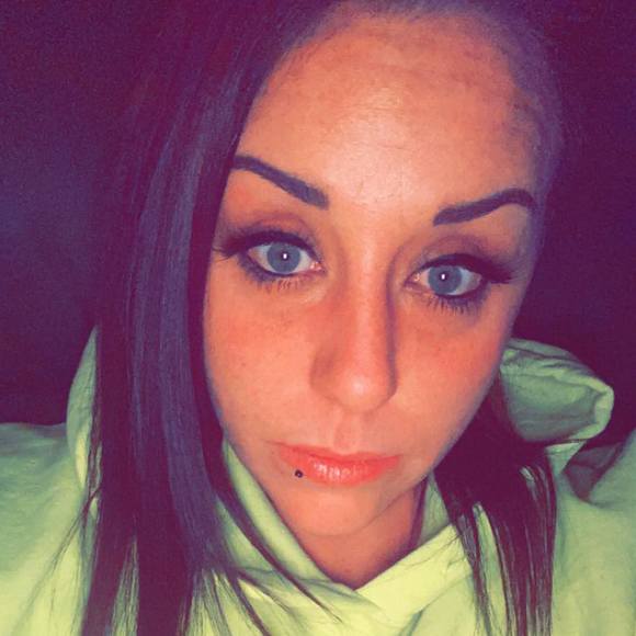 Profile Picture of Sara Shields (@saramarie1108) on Poshmark