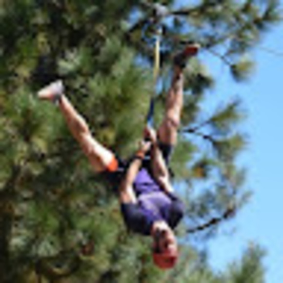 Profile Picture of Kevin Tison (@ktison) on Poshmark