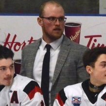 Profile Picture of Kyle MacLennan (@MacLennan28) on Twitter