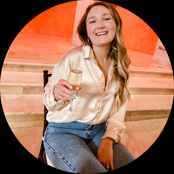 Lakin Sakhalkar - Poshmark Profile Picture of Lakin Sakhalkar (@lsbrister) on Poshmark