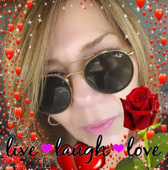 Profile Picture of Ileana Borras (@monina53) on Poshmark