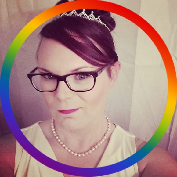 Profile Picture of Stacie Blake (@staciejane1138) on Poshmark