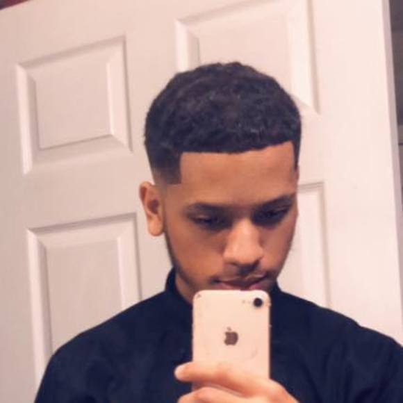 Profile Picture of Jordan Marshall (@jordan_m4) on Poshmark
