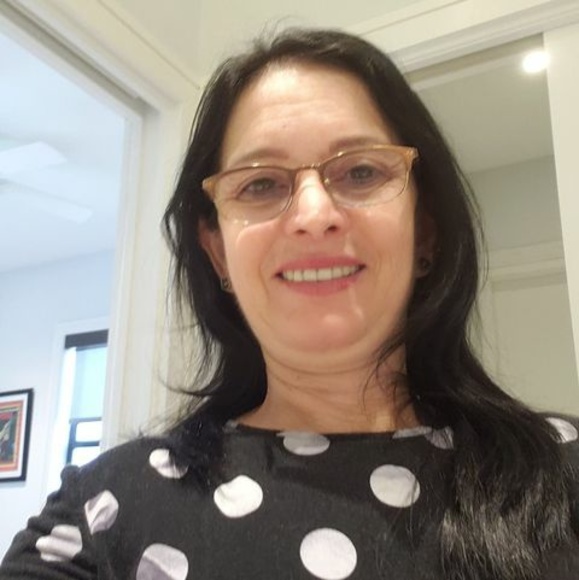 Profile Picture of Maria Fonseca (@mariafonseca851) on Poshmark