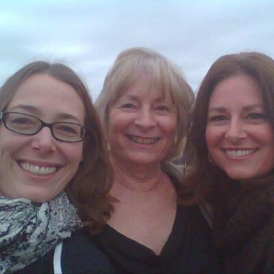 Profile Picture of Chrissy Zimmer Davis (@chrisy1403) on Twitter