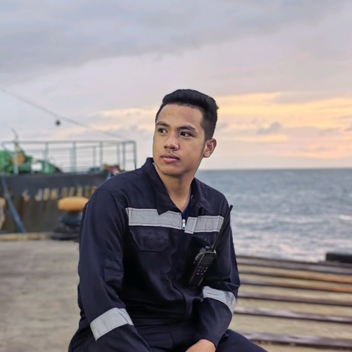 Profile Picture of Mike Bench (@lascobench17) on Tiktok