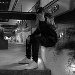 Profile Picture of 𝕯𝖊𝖗𝖊𝖐 𝕻𝖊𝖗𝖊𝖟 🦋 (@drizzy_deker) on Instagram