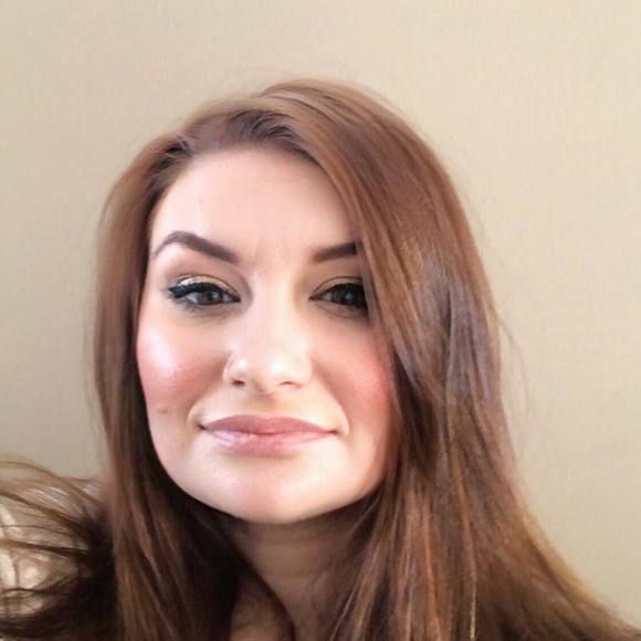 Profile Picture of Christine Holstein (@chm696) on Poshmark