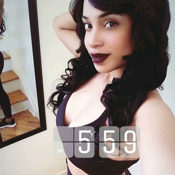 Lorissa Rosario - Poshmark Profile Picture of Lorissa Rosario (@loriijimenez) on Poshmark