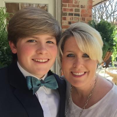 Profile Picture of Lara Draper Embry (@EmbryLara) on Twitter