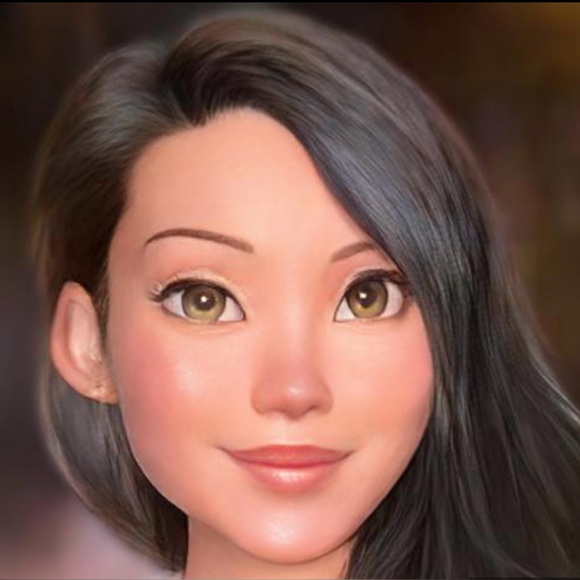 Profile Picture of Linda Yau (@monalinda) on Poshmark