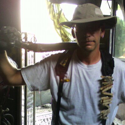 Profile Picture of Daniel McGarvey (@irishpoet69) on Twitter