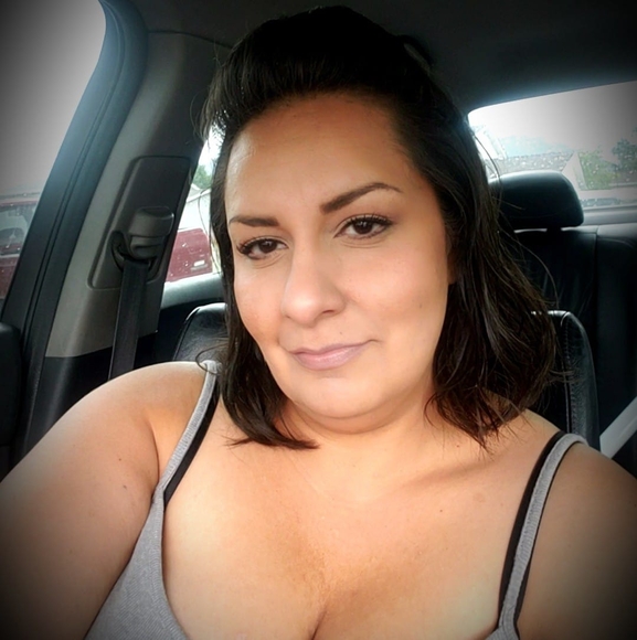 Profile Picture of Tamara Valerio (@tamara8826) on Poshmark