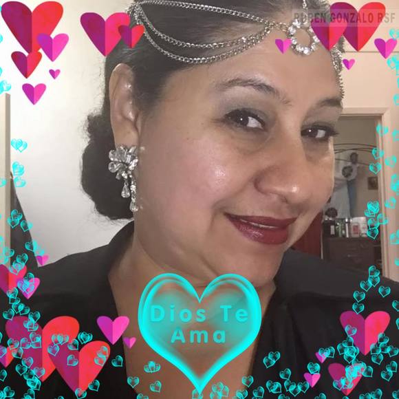 Flora Fornos - Poshmark Profile Picture of Flora Fornos (@florafornos) on Poshmark