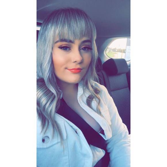 Shanelle Heesters - Poshmark Profile Picture of Shanelle Heesters (@sheesters) on Poshmark