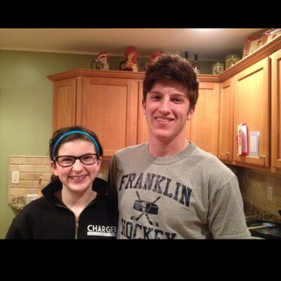 Profile Picture of Loretta Pace (@lbpace92) on Twitter