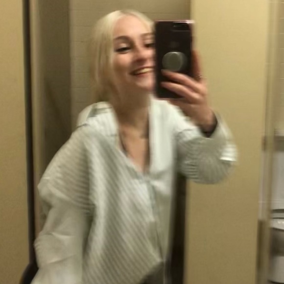 Brianna Mccann - Poshmark Profile Picture of Brianna Mccann (@briannamccan781) on Poshmark