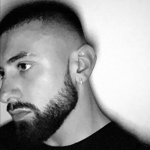 Profile Picture of Vincent Vultaggio (@vincentv1798) on Poshmark