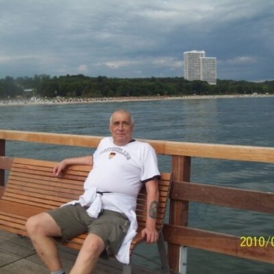 Profile Picture of Michael Laufer (@Micha0808) on Twitter