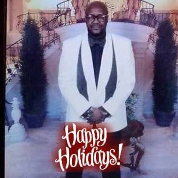 Profile Picture of John Busby (@mrjohn17) on Poshmark