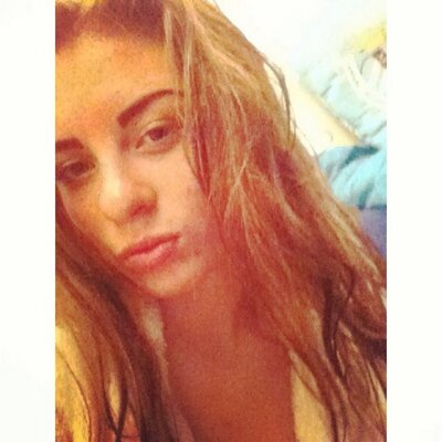 Profile Picture of Rebecca Pendleton (@R_Pendleton16) on Twitter