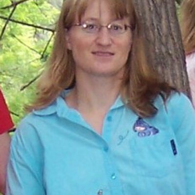Profile Picture of Debbie Tidwell (@latebloomer72) on Twitter